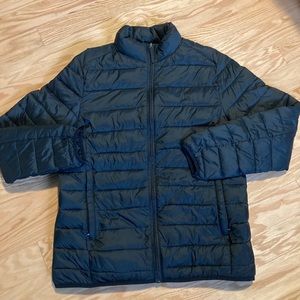 Amazon Essentials Mens Puffer Jacket Small Slim
